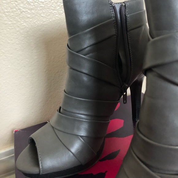 Booties - Picture 3 of 3